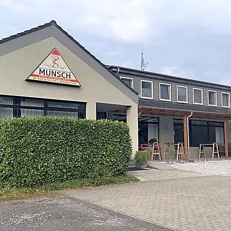 Hotel Munsch *